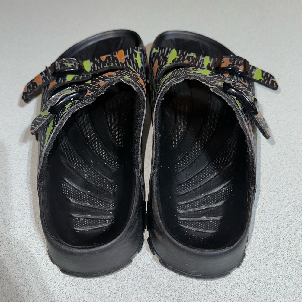 Birki’s | Shark Pattern -Black - Picture 3 of 6